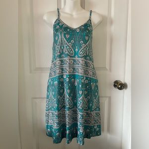 New women’s dress size small